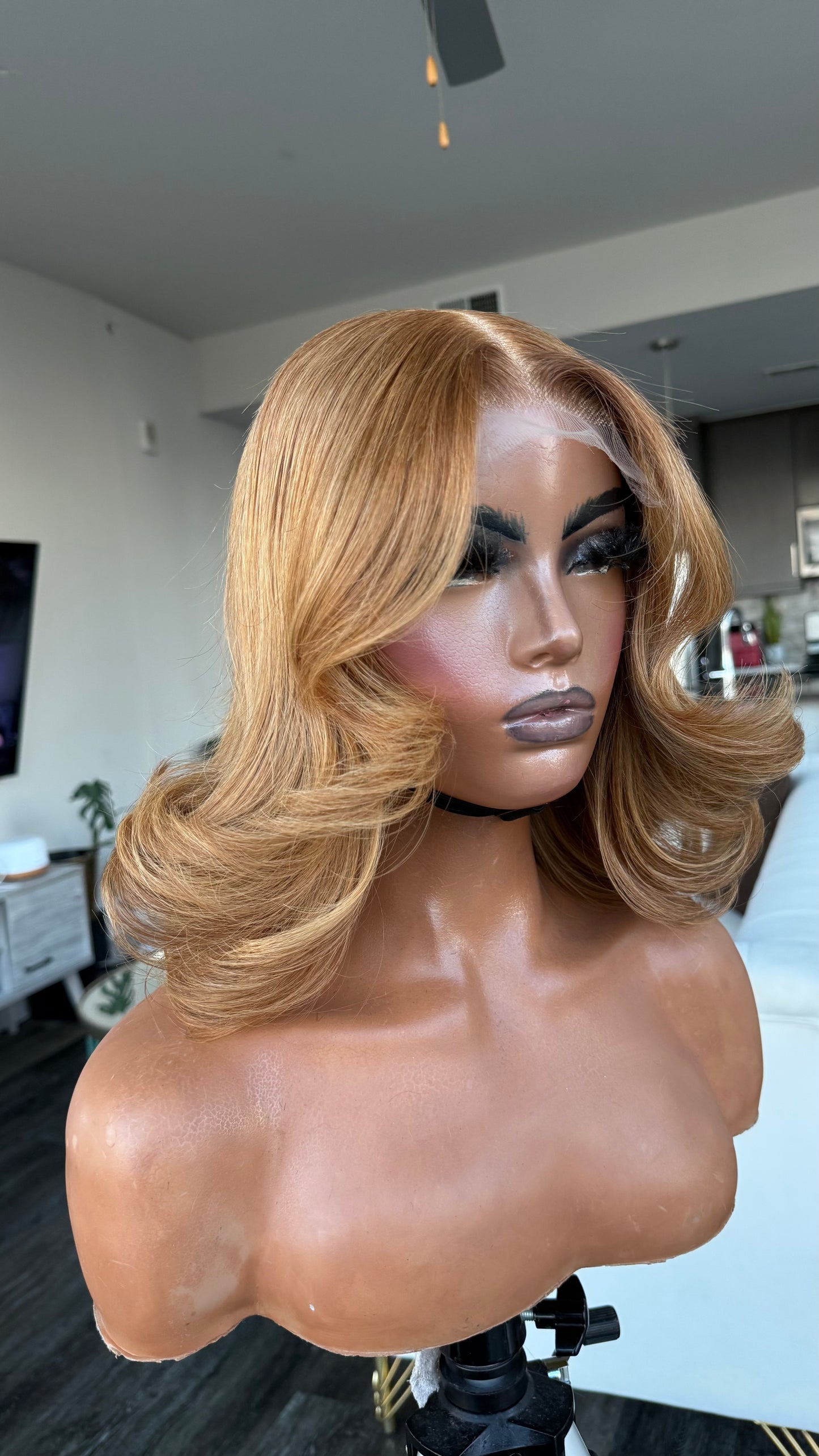 Ivy - Honey Blonde