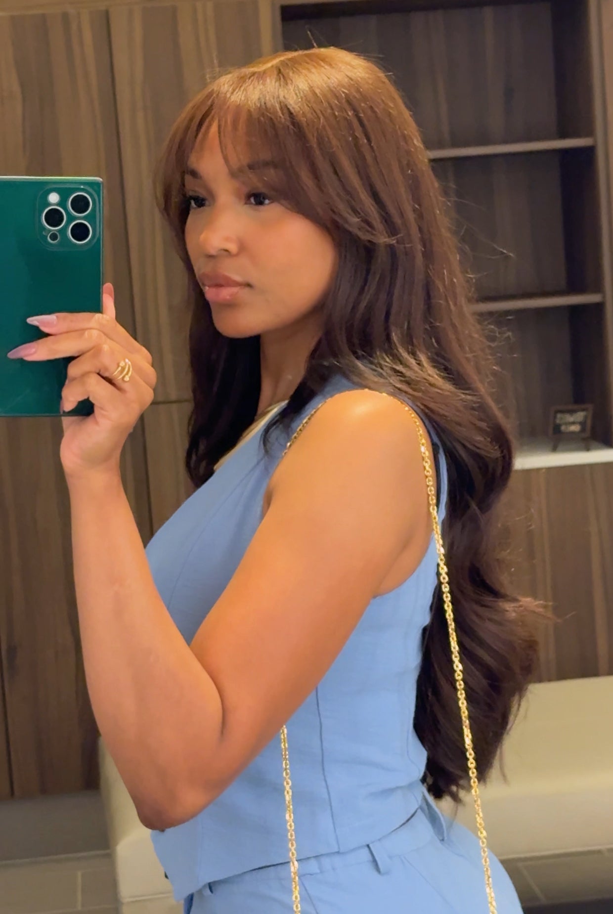 Chelle - Red